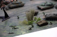 DS144-005 Diorama Sheet (1/144) Military Field(A) Set 
[Hakoniwagiken 1/144 Aviation Series] Layout Sample Image -hakoniwagiken.com-