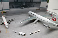 DS144-009 Diorama Sheet (1/144) Airline Maintenance Yard Set
[Hakoniwagiken 1/144 Aviation Series] Layout Sample Image -hakoniwagiken.com-