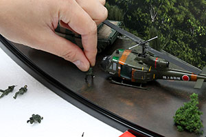 �f�B�X�v���C�W�����f���E�����̌Œ���@�̏Љ�摜