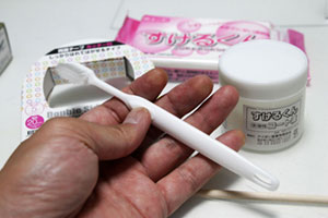 �ȒP�I�q���g�쐻�A�p�ӂ���ޗ��i���u���V�j